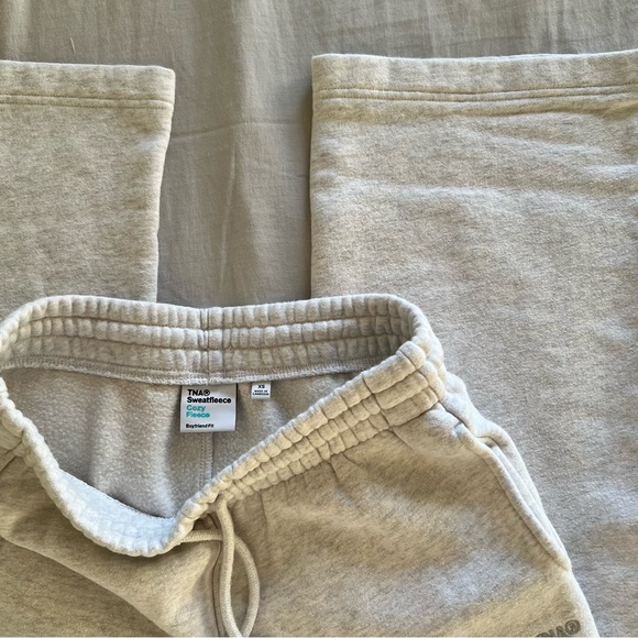 ‼️SOLD‼️ TNA Sweatpants - Picture 5 of 5